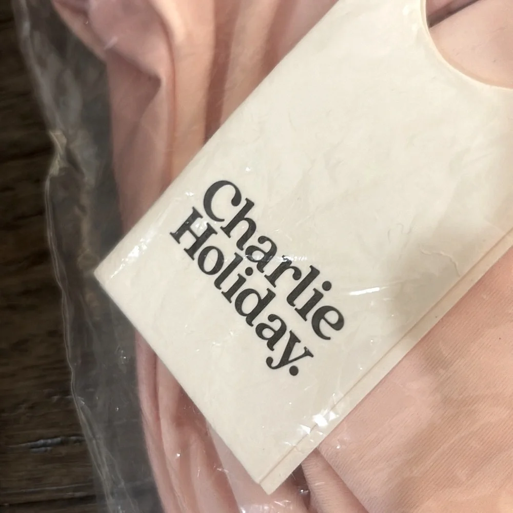 NWT [Charlie Holiday] Pina Colada Graphic High-Cut One-Piece Swimsuit Women's 2 - Picture 6 of 8